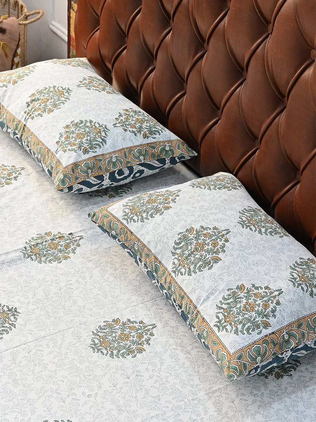 BLOSOOM COTTON PRINTED DOUBLE BEDSHEET WITH PILLOW