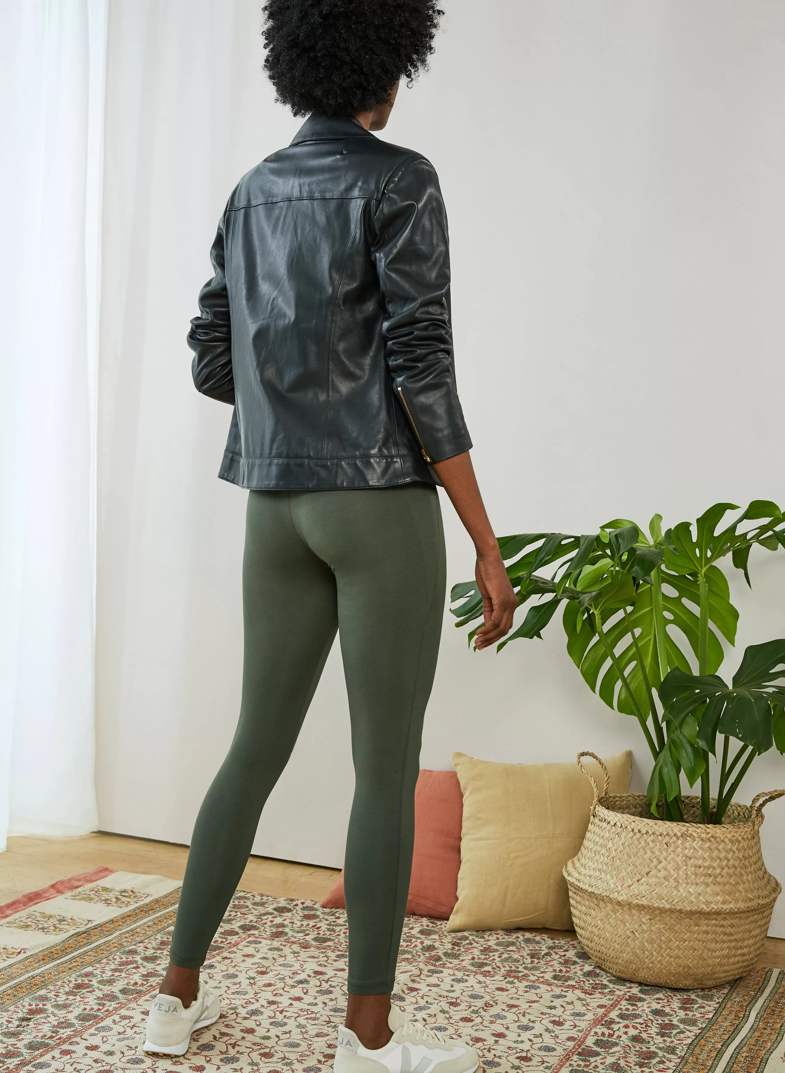 Brandi Pocket Leggings with LENZING™ ECOVERO™