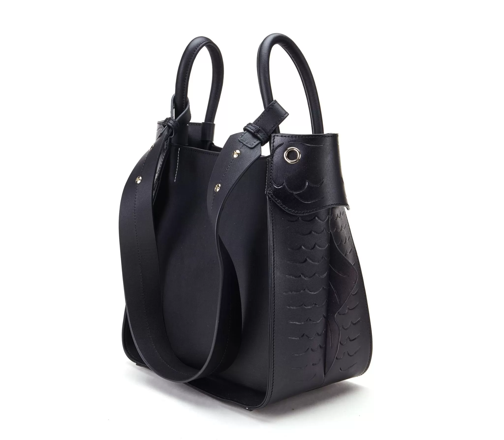 Carp Black Shoulder Bag