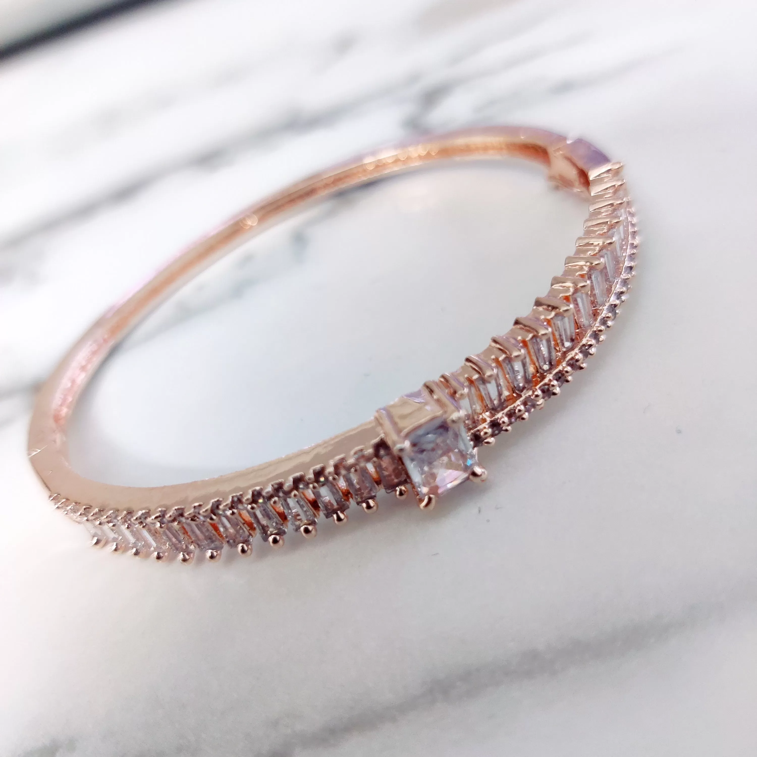 Elegance in White Rose Gold Bracelet