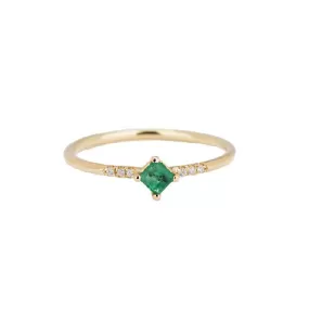 Emerald Point Equilibrium Ring