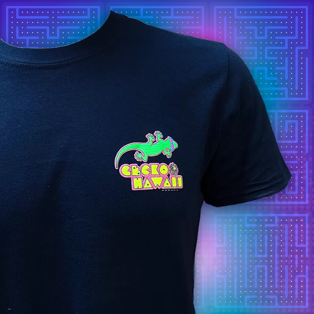 Gecko Arcade Black Beach Tee