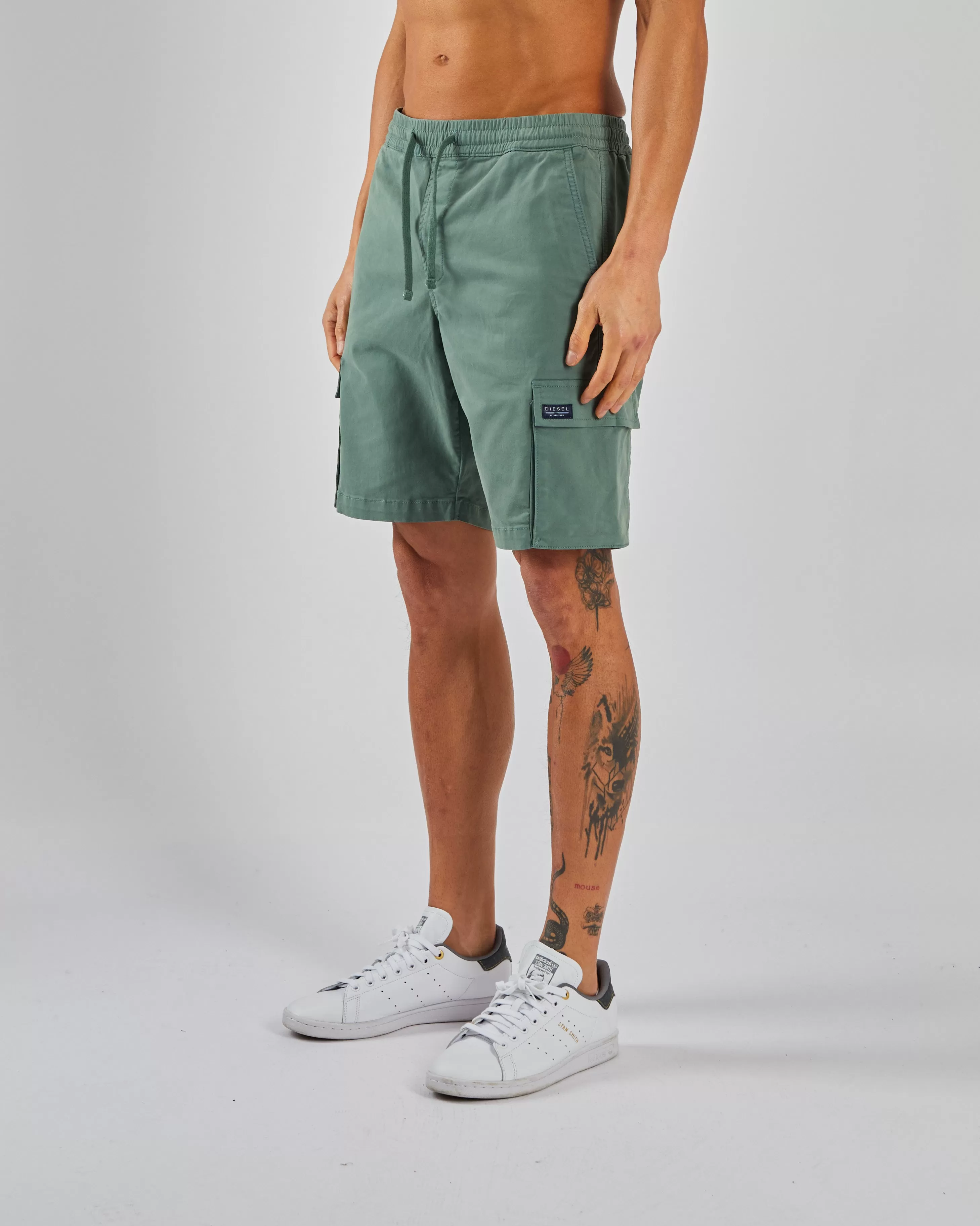 Gibson Drawcord Short Dark Forest