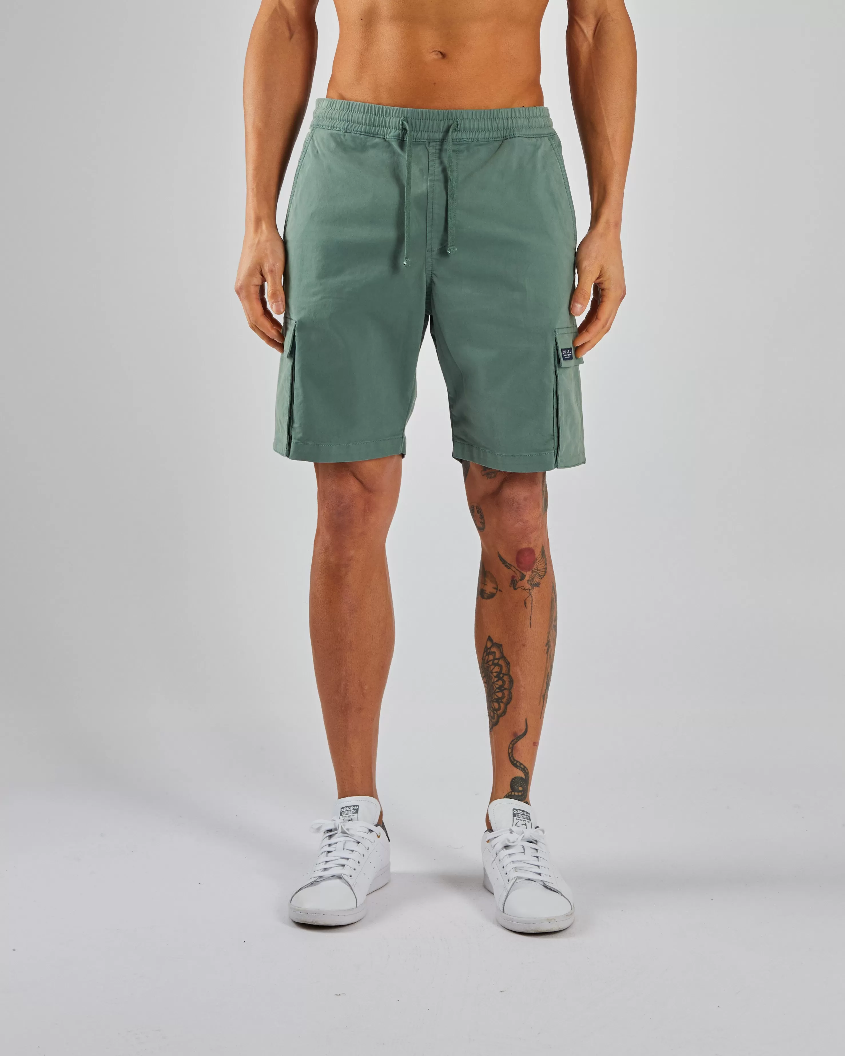 Gibson Drawcord Short Dark Forest