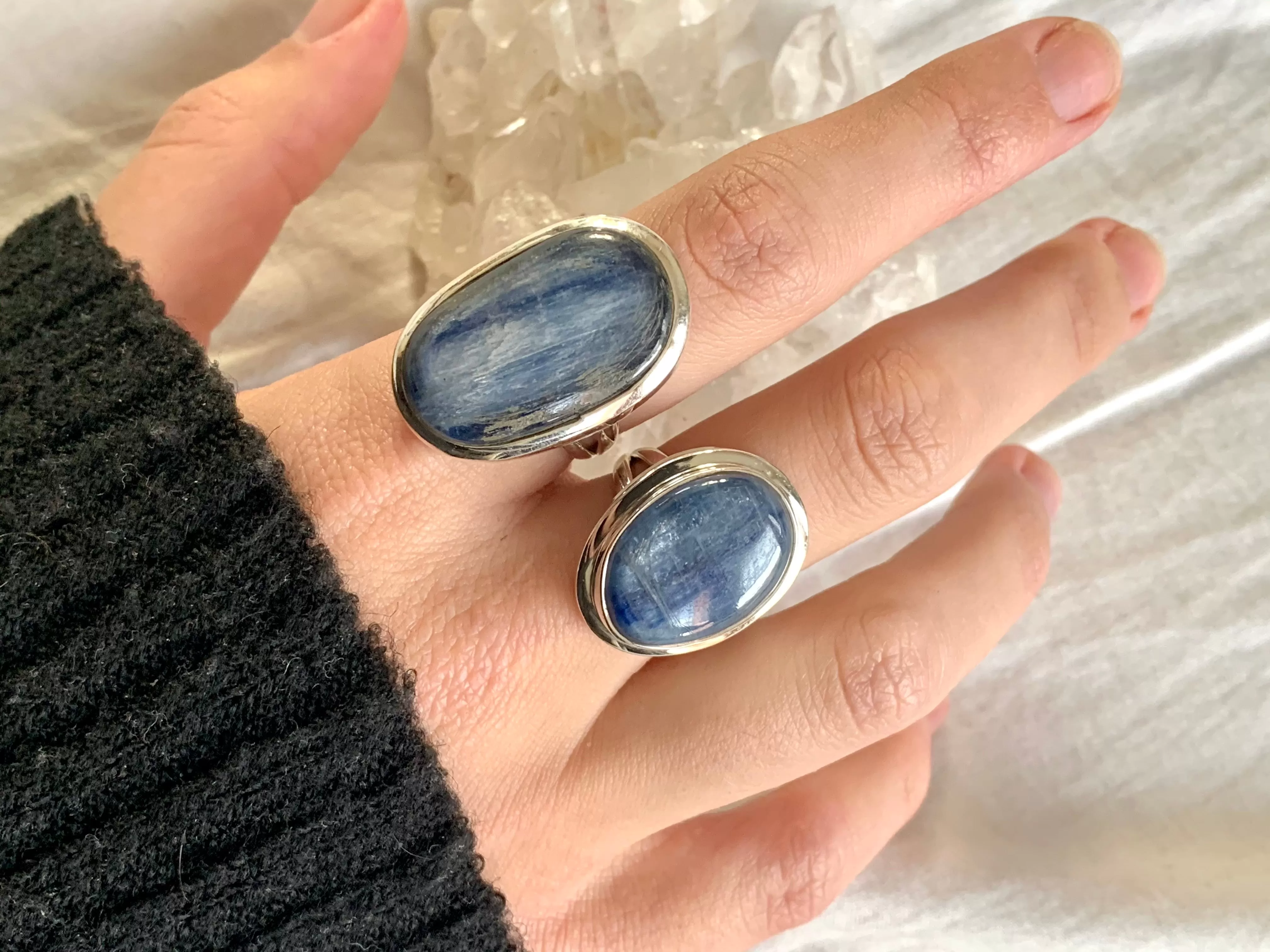 Kyanite Ari Mixed Rings (US 7)