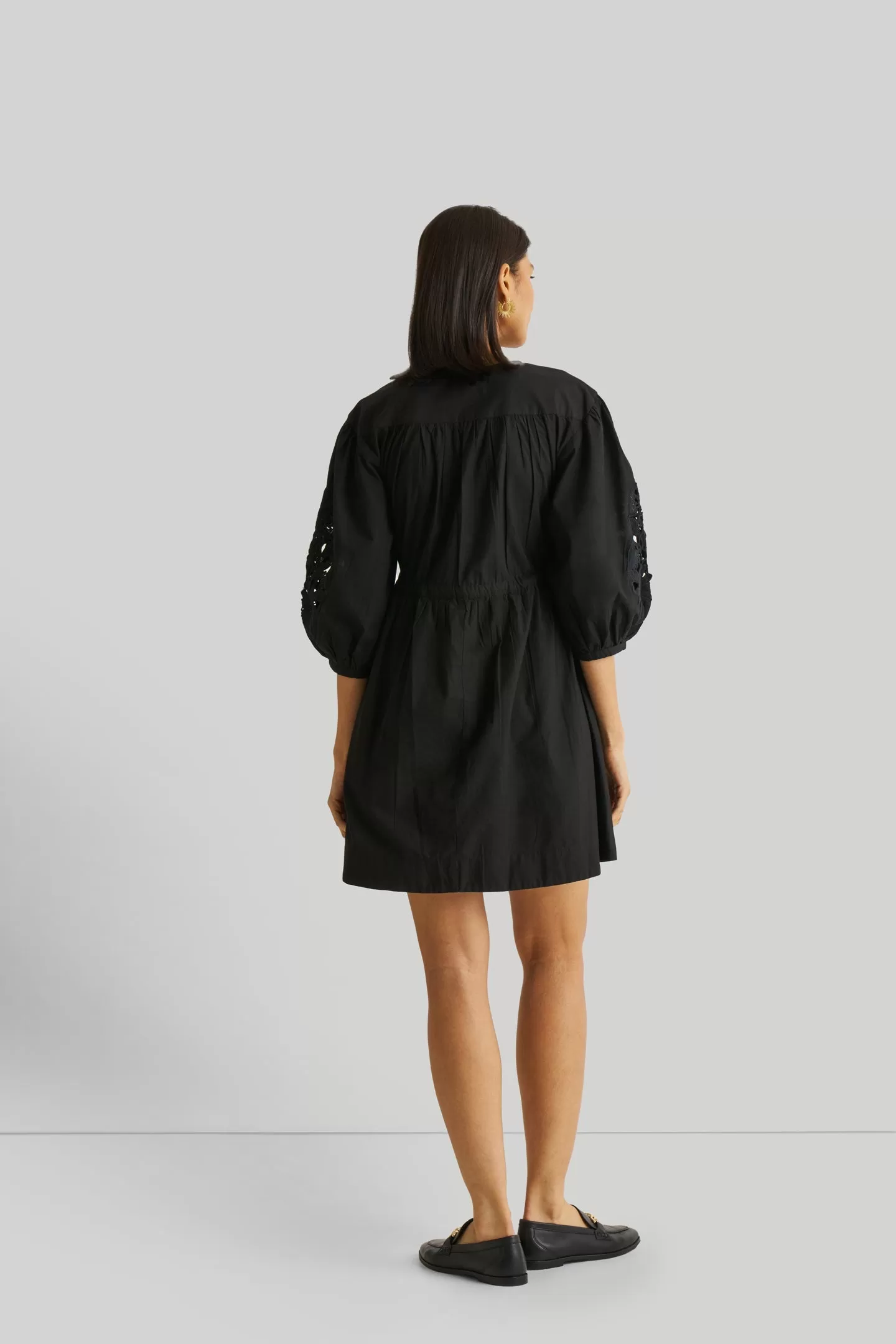 Reistor Shirt Dress with Balloon Sleeves in Black