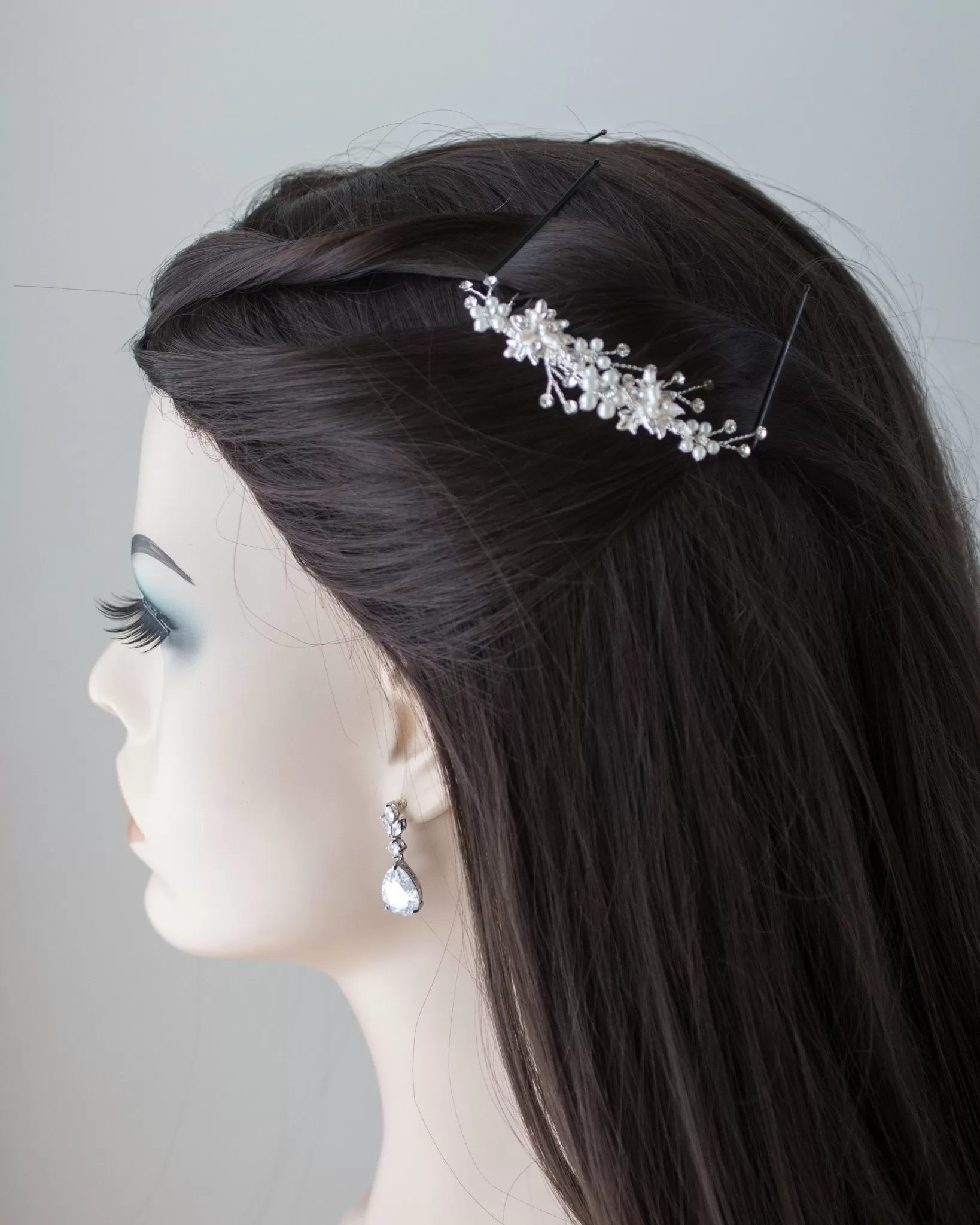 Small Delicate Bridal Hair Comb with Pearls