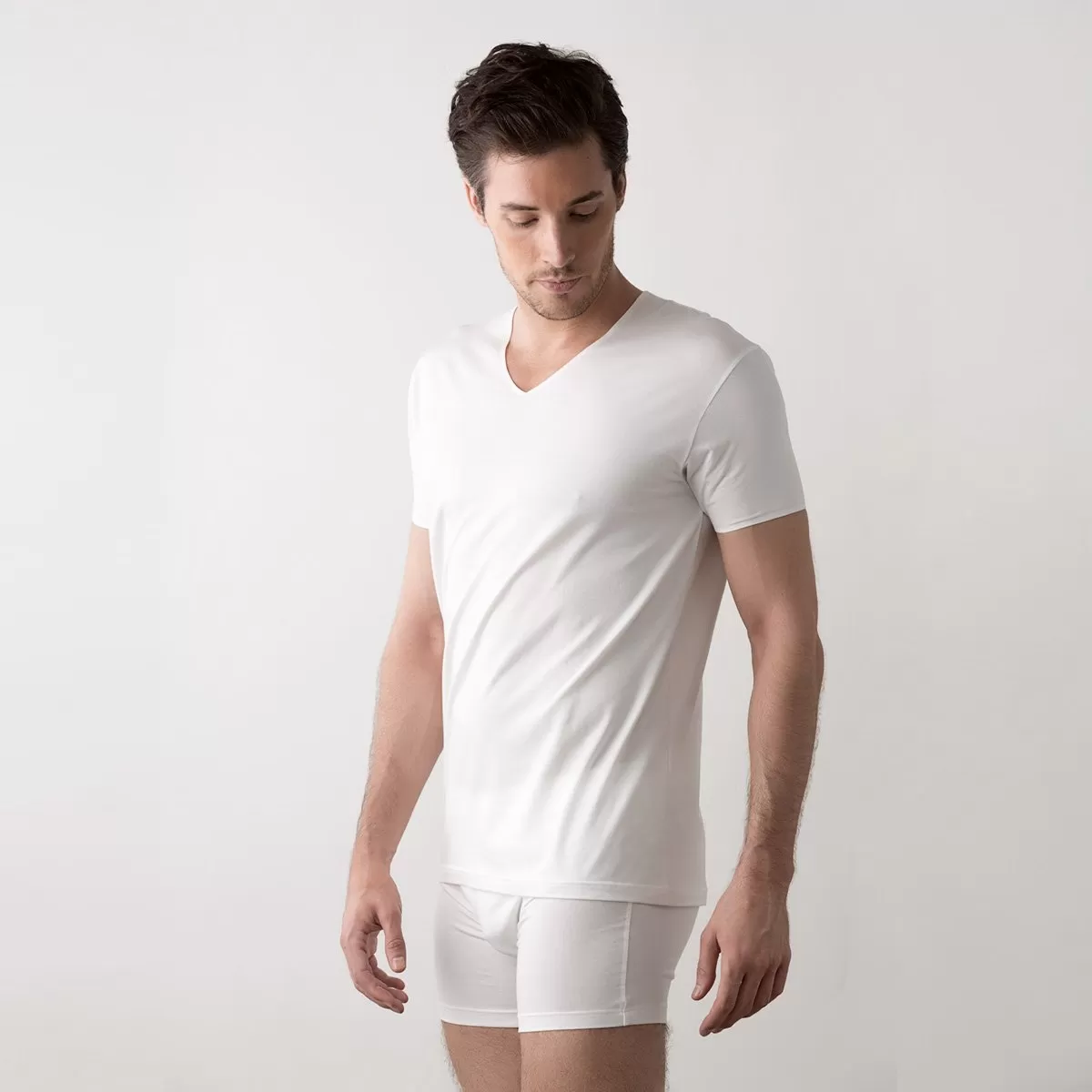 Swiss Cotton Seamless V Neck Short Sleeve Tee