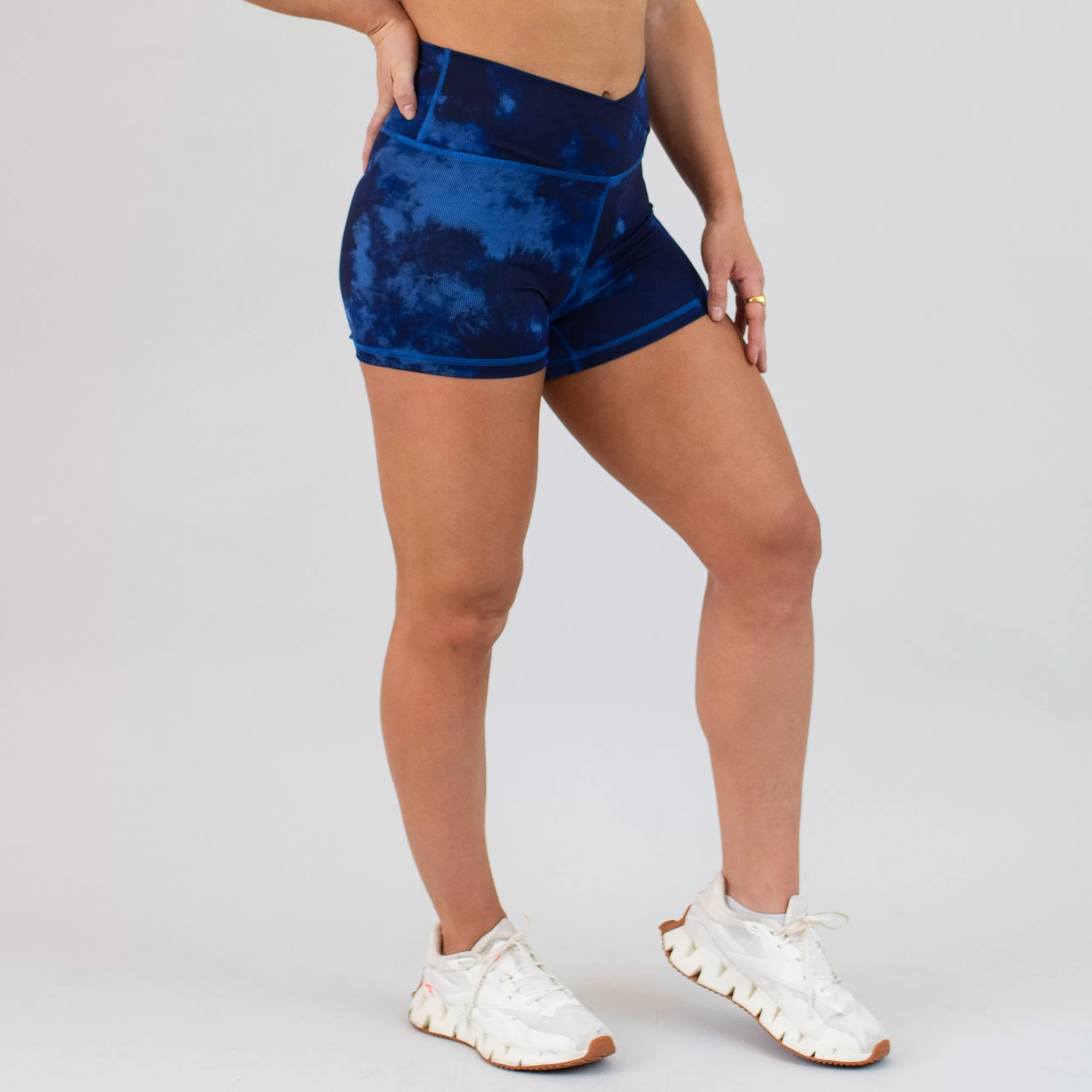 V Waistband Short 3.5" - High Rise