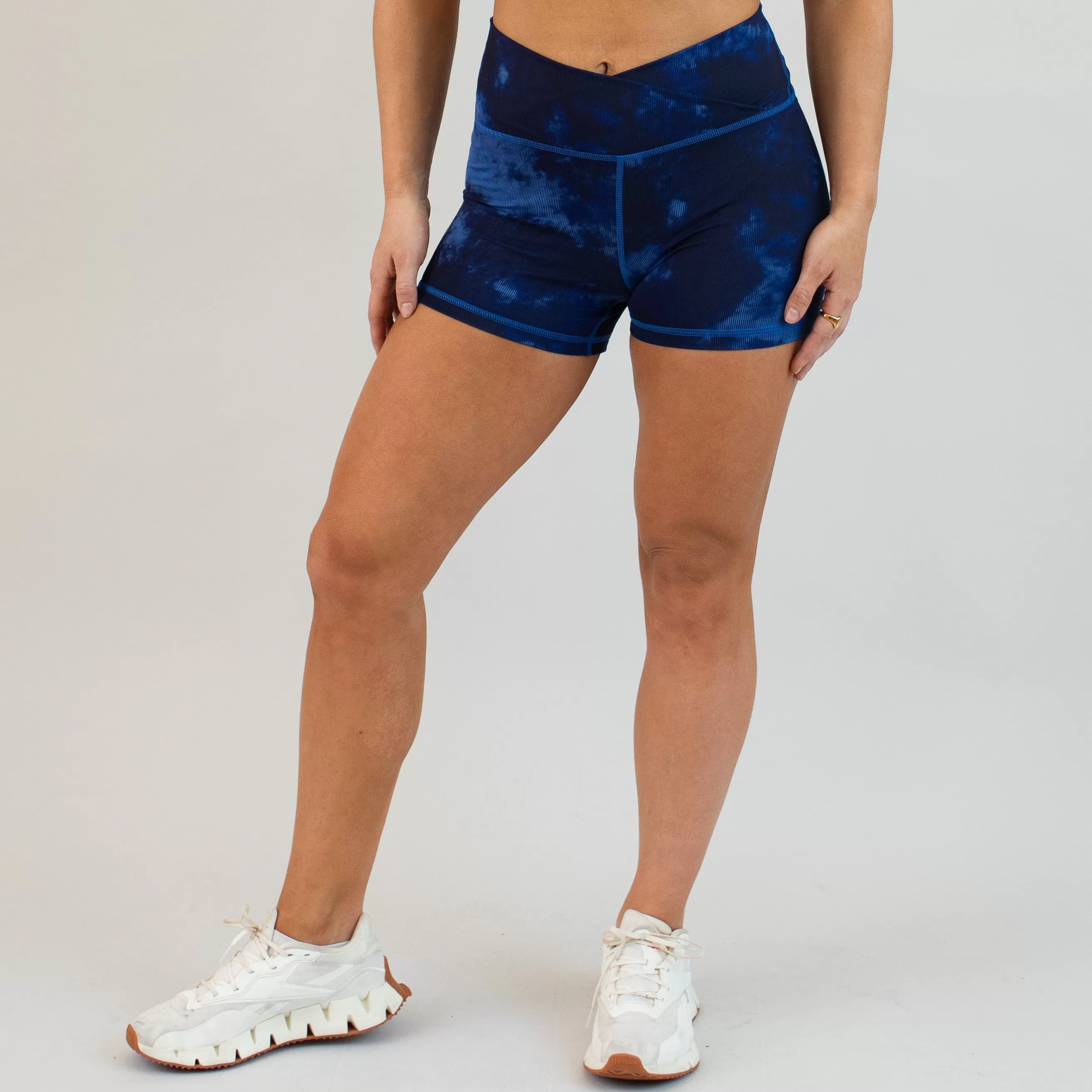 V Waistband Short 3.5" - High Rise